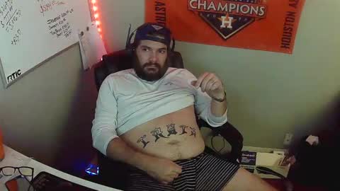 TaintNuzzler online show from February 13, 6:20 am