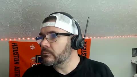 TaintNuzzler online show from February 19, 8:44 am