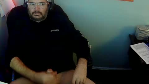 TaintNuzzler online show from February 20, 12:19 am