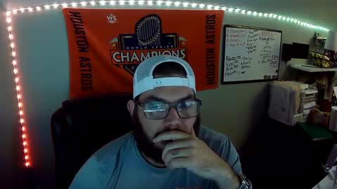 TaintNuzzler online show from September 26, 9:35 am