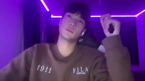 Snapshot of taiob283 chatting on October 18, 7:14 pm Ben online show from October 18, 7:14 pm