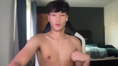 Snapshot of taiob283 chatting on November 19, 3:34 pm Ben online show from November 19, 3:34 pm