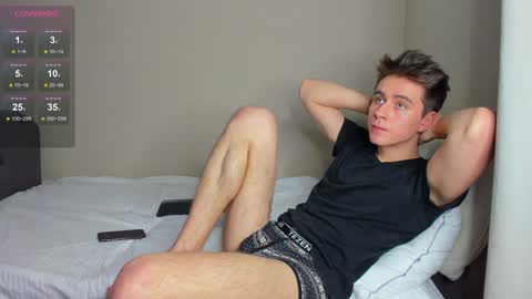 Snapshot of taisonbrownx chatting on December 10, 7:43 pm Taison online show from December 10, 7:43 pm