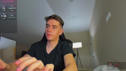 Snapshot of taisonbrownx chatting on December 28, 10:23 pm Taison online show from December 28, 10:23 pm