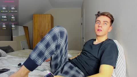 Snapshot of taisonbrownx chatting on January 13, 7:21 pm Taison online show from January 13, 7:21 pm