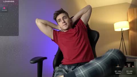 Snapshot of taisonbrownx chatting on March 11, 7:25 pm Taison online show from March 11, 7:25 pm