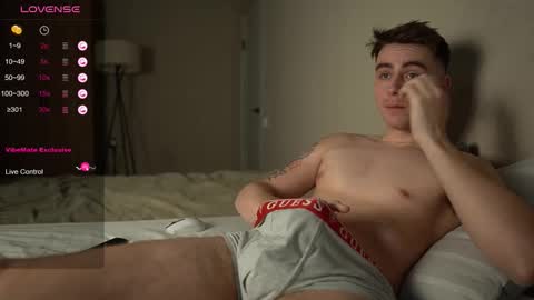 Snapshot of taisonbrownx chatting on November 13, 3:16 am Taison online show from November 13, 3:16 am