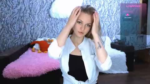 Im Taya  online show from September 29, 8:02 pm