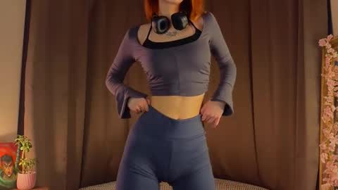 im Lally online show from October 12, 2:21 am