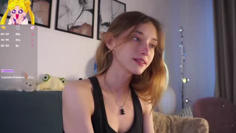 Mia online show from March 6, 2:08 am