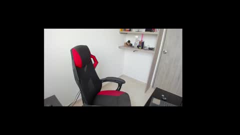 Snapshot of takaragr chatting on January 13, 5:12 pm kalagr online show from January 13, 5:12 pm