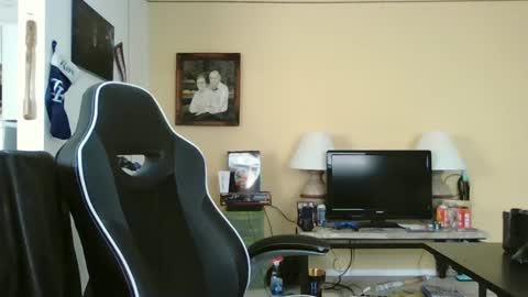 takerlover436295 online show from December 28, 3:26 pm