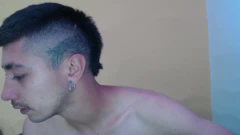 talhi_ online show from November 22, 2:32 am