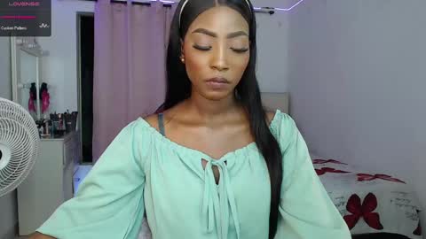 taliana  modelo independiente online show from February 18, 6:15 am