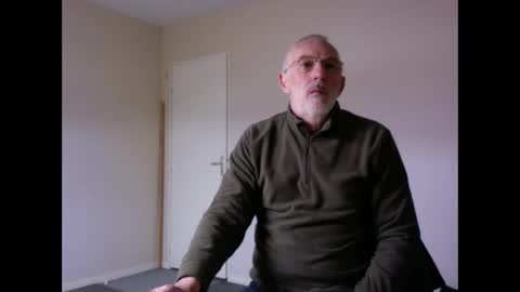 Jack Pierrot online show from December 25, 1:51 pm