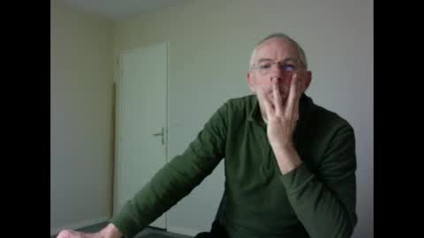 Jack Pierrot online show from January 1, 8:04 pm