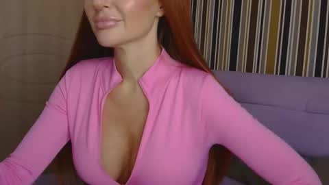 talivonee online show from April 2, 7:06 am