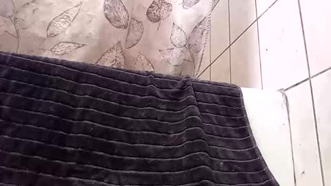 tall6feet7inch online show from December 23, 2:20 am