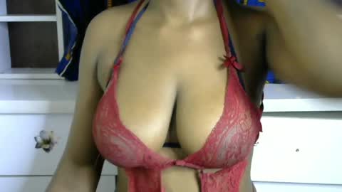 tall_choco online show from April 3, 7:45 pm