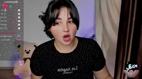 Snapshot of talla_la chatting on September 26, 9:46 am Talla online show from September 26, 9:46 am