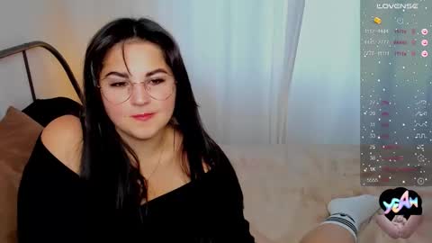 Snapshot of talla_la chatting on October 27, 12:09 pm Talla online show from October 27, 12:09 pm