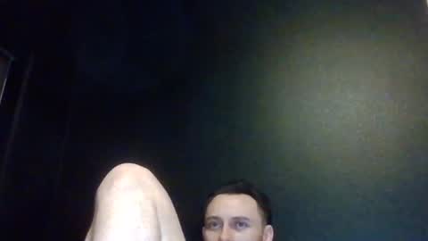 Snapshot of tallhungcloudyy chatting on June 20, 4:37 am tallhungcloudyy online show from June 20, 4:37 am