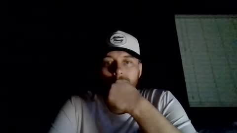 Snapshot of tallhungcloudyy chatting on July 3, 5:14 am tallhungcloudyy online show from July 3, 5:14 am