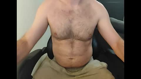 Snapshot of talljay91 chatting on June 6, 11:42 pm Just ask for it online show from June 6, 11:42 pm