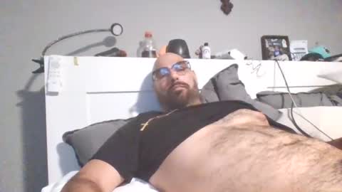 Snapshot of talllatino310 chatting on July 15, 3:06 pm talllatino310 online show from July 15, 3:06 pm