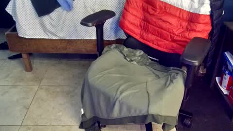 Snapshot of talltannhandsome chatting on September 9, 2:38 pm talltannhandsome online show from September 9, 2:38 pm