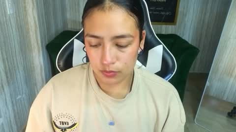 Snapshot of tamara_brown_t chatting on December 20, 3:13 am Tamara online show from December 20, 3:13 am