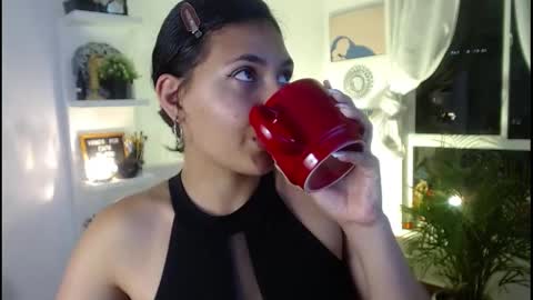 Snapshot of tamara_daniels chatting on March 9, 5:44 am Tamara online show from March 9, 5:44 am