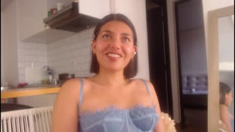 Snapshot of tamara_daniels chatting on June 25, 10:36 pm Tamara online show from June 25, 10:36 pm