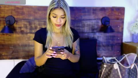    online show from April 12, 9:58 am