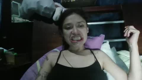 tamaranauthyy online show from April 22, 10:22 pm