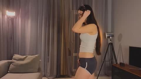 Snapshot of tamekateetz chatting on February 21, 2:07 pm Mio online show from February 21, 2:07 pm