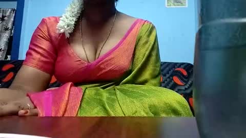 Snapshot of tamilmadhi520 chatting on April 19, 6:10 pm tamilmadhi520 online show from April 19, 6:10 pm