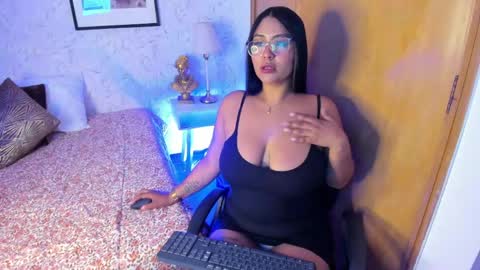 Tammara  online show from May 13, 11:51 am