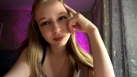 Jenny online show from April 18, 7:58 pm