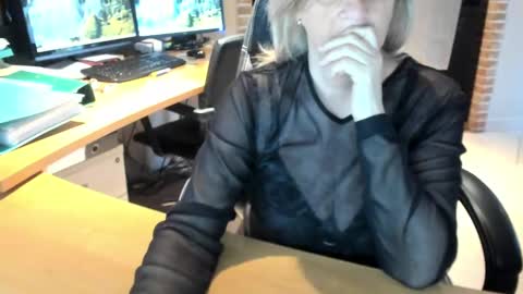 Snapshot of tammy4camfun chatting on February 5, 3:52 pm Tammy online show from February 5, 3:52 pm