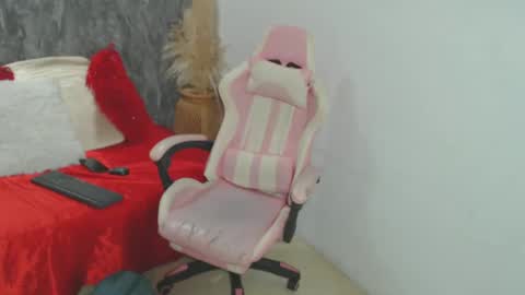 Snapshot of tammycooperr_ chatting on February 8, 2:58 am tammycooperr online show from February 8, 2:58 am