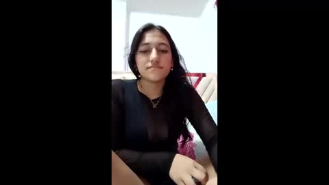 Snapshot of tammys4 chatting on December 17, 1:00 am tammys4 online show from December 17, 1:00 am