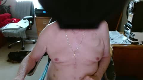 Snapshot of tampaman345 chatting on June 7, 2:32 pm tampaman345 online show from June 7, 2:32 pm