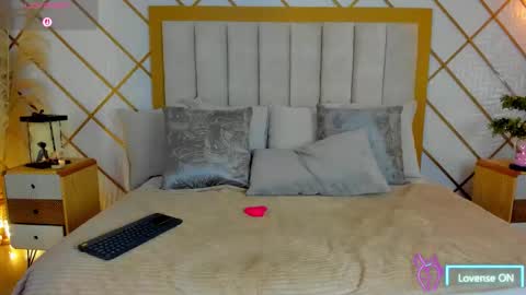 Snapshot of tamy_honey chatting on September 29, 11:42 pm Tamy online show from September 29, 11:42 pm