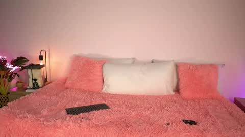 Snapshot of tamy_honey chatting on November 28, 12:13 am Tamy online show from November 28, 12:13 am