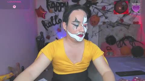 Snapshot of tania_lucia1 chatting on October 28, 10:56 pm Tania lucia  online show from October 28, 10:56 pm