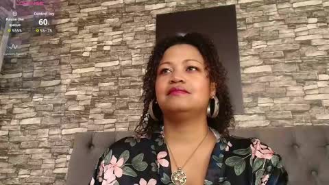 TaniaJhons online show from October 12, 3:00 pm