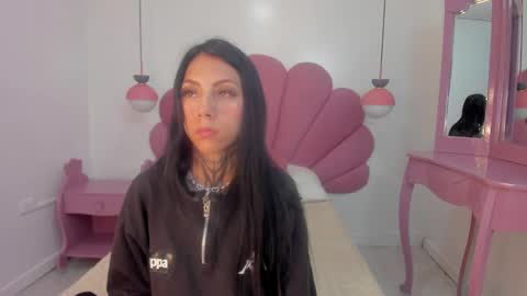 TANIT ANGELS online show from December 29, 4:38 am