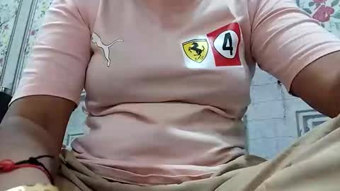 taniya_roy4628 online show from March 26, 10:32 am