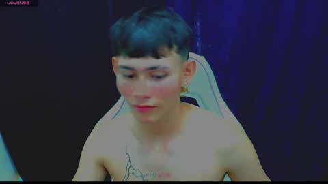 Snapshot of tanjiro_cute chatting on October 26, 8:37 pm Andres online show from October 26, 8:37 pm